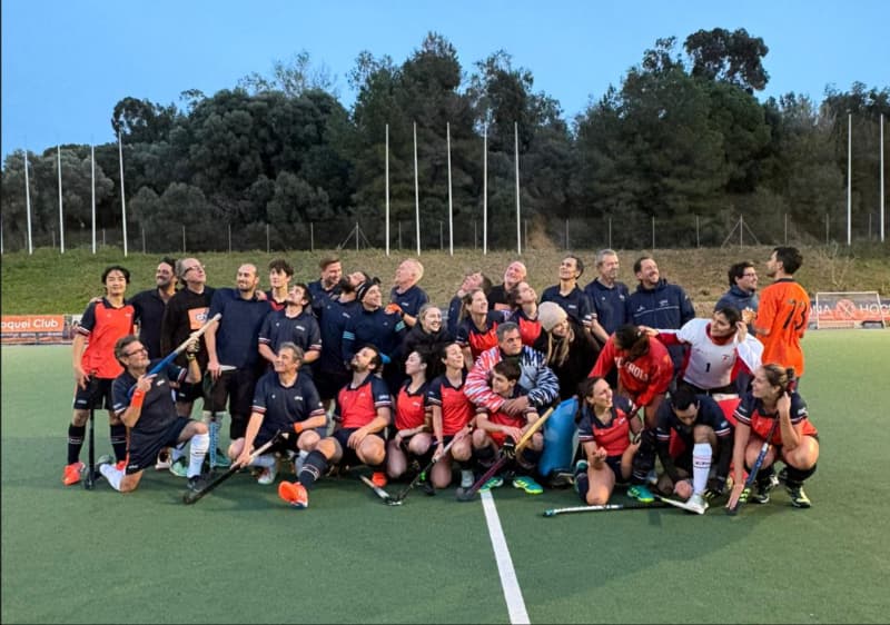 Aquest cap de setmana ha estat especial i diferent. Amb motiu de la Supercopa Munich 2026, les lligues sèniors s’han aturat per donar pas a aquest esdeveniment anual organitzat per la Federació Catalana de Hockey, un cap de setmana on la competició conviu amb la convivència i l’experiència compartida.